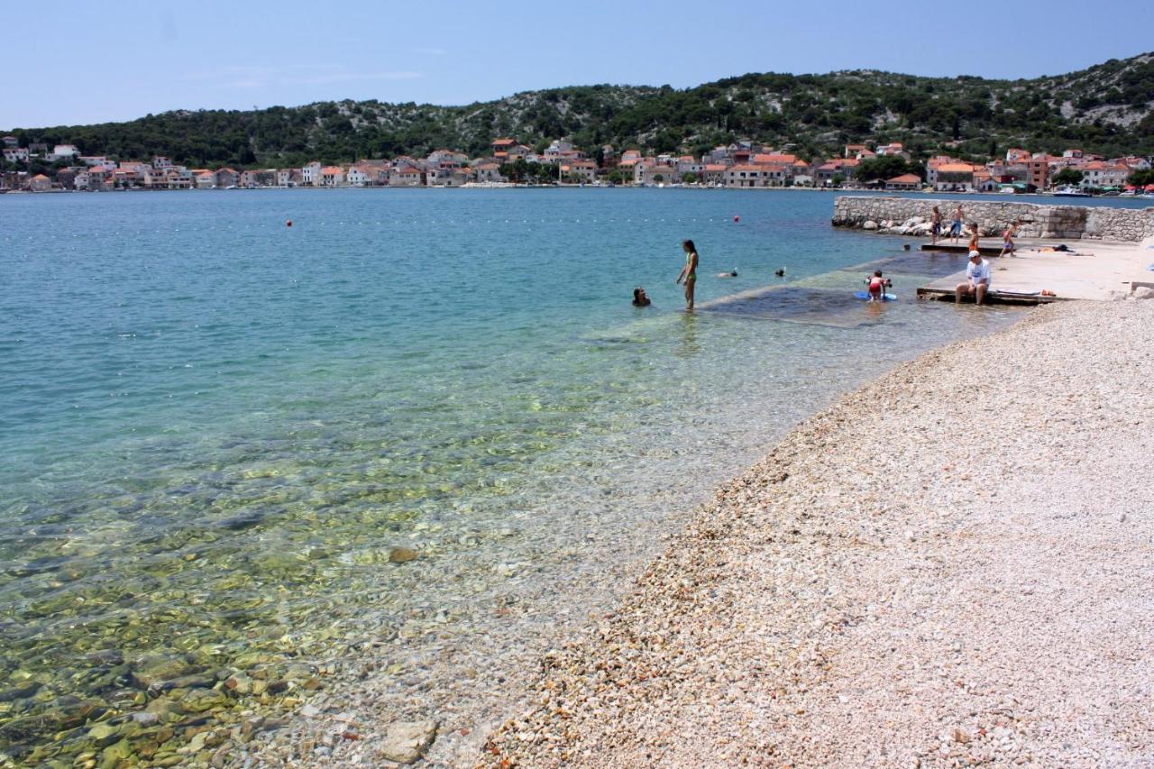 Apartments And Rooms By The Sea Tisno, Murter - 5128 Экстерьер фото