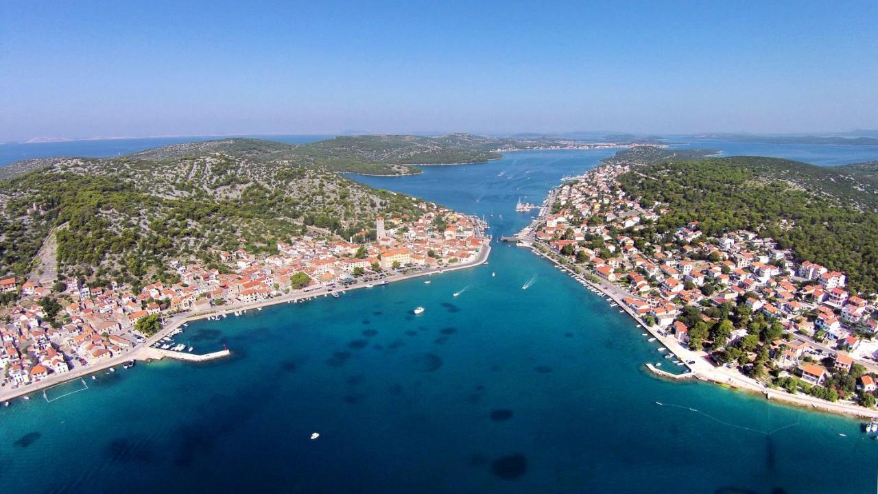 Apartments And Rooms By The Sea Tisno, Murter - 5128 Экстерьер фото