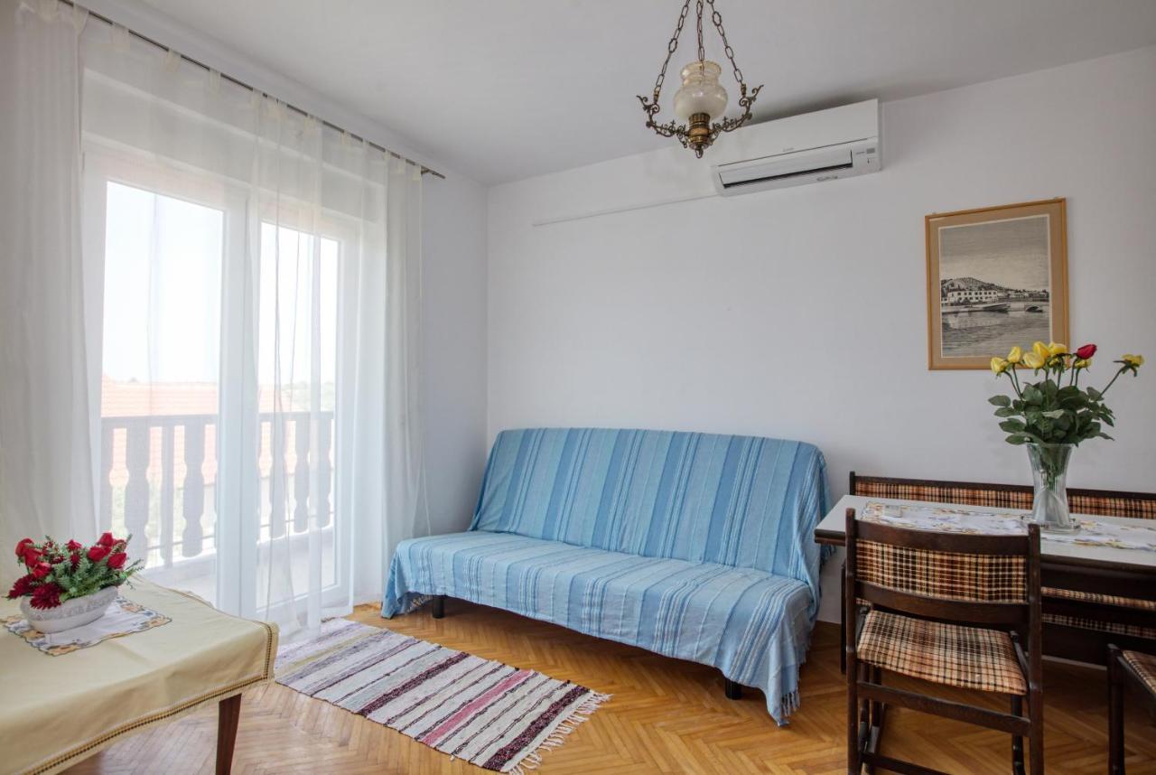 Apartments And Rooms By The Sea Tisno, Murter - 5128 Экстерьер фото