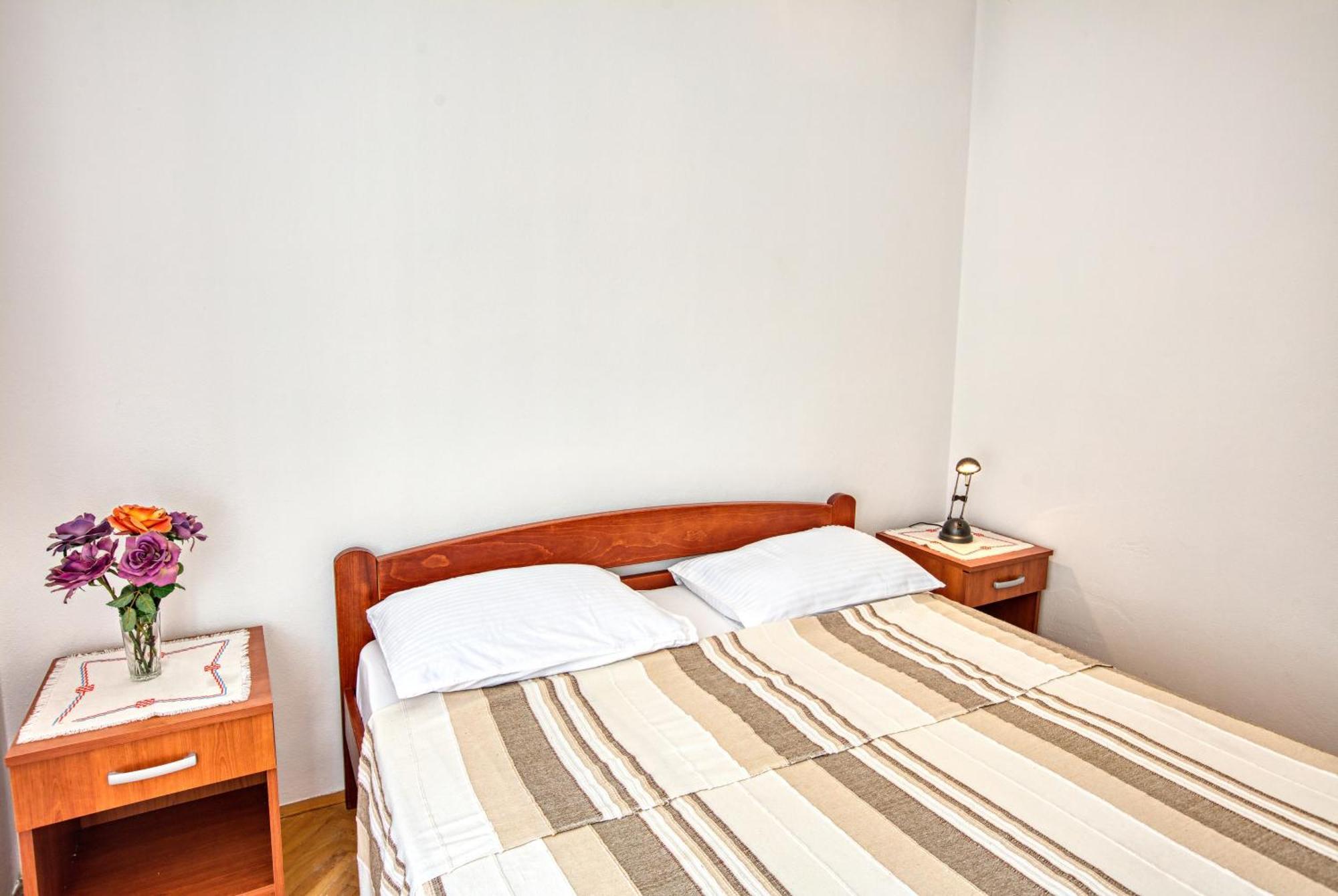 Apartments And Rooms By The Sea Tisno, Murter - 5128 Номер фото